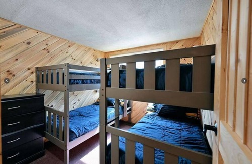 Spooner Cabin | 6 BED/4 BATH, RESORT/LODGE ON LAKE IN SPOONER! ENJOY LAKE LIFE, FISHING & TRAILS