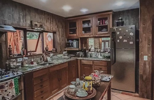 Itanhanga Cottage | 6 bedroom mansion in the forest sleeps 12