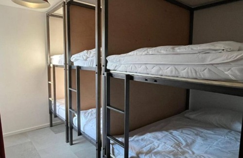 Old Town Cabin | 6 bed room izy stay by Zazi