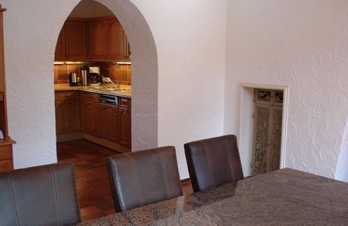 Auel Apartment | 6-bed vacation apartment Eifeltraum with sauna - Eifelferienhaus Miro