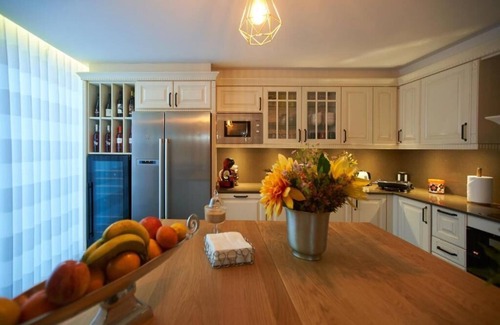 Gouvaes House | 6 bedrooms/suites, infinity pool, gymnasium, gardens, barbecue - Douro Valley