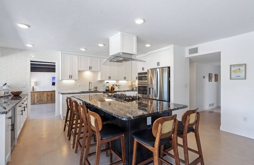 Tucson House | 6 bedroom 4 bathroom Villa w/Arcade, Cinema, Pool, Hot Tub, Games!