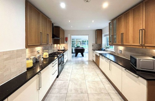Poulton-le-Fylde Cottage | 6 bedroom accommodation in Singleton, near Poulton-le-Fylde