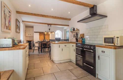 South Creake Cottage | 6 bedroom accommodation in South Creake