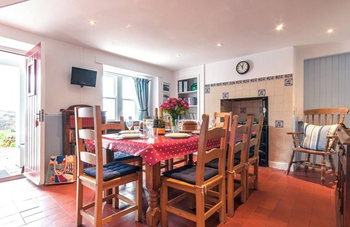St Brides Cottage | 6 bedroom accommodation in Whitesands