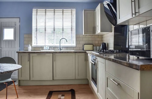 Lowestoft Cottage | 6 bedroom accommodation in Lowestoft