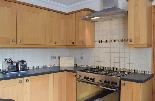Ferryside Cottage | 6 bedroom accommodation in Ferryside