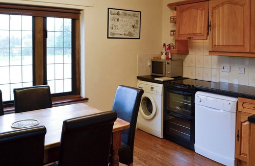 Milborne Port Cottage | 6 bedroom accommodation in Milborne Port, near Sherborne
