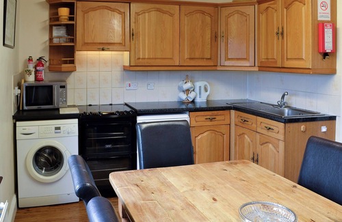 Milborne Port Cottage | 6 bedroom accommodation in Milborne Port, near Sherborne