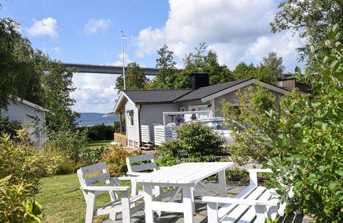 Sunningen House | 6 bedroom accommodation in Uddevalla
