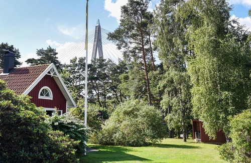 Sunningen House | 6 bedroom accommodation in Uddevalla