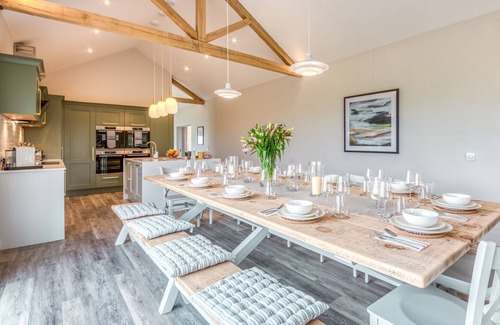 East Ilsley Cottage | 6 bedroom accommodation in East Ilsley, near Newbury