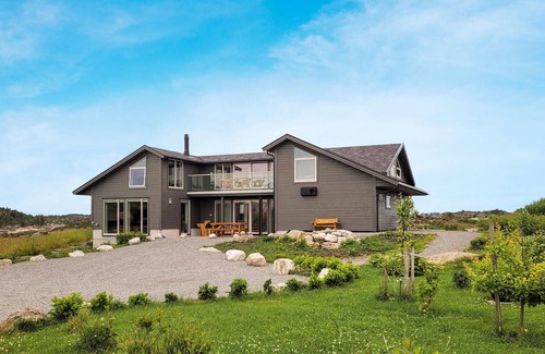 Oygarden House | 6 bedroom accommodation in Tjeldstø