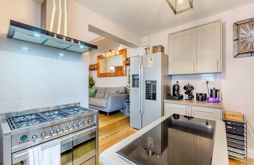 York Cottage | 6 bedroom accommodation in York