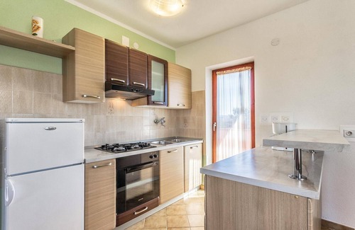 Bratulici House | 6 bedroom amazing home in Bratulici