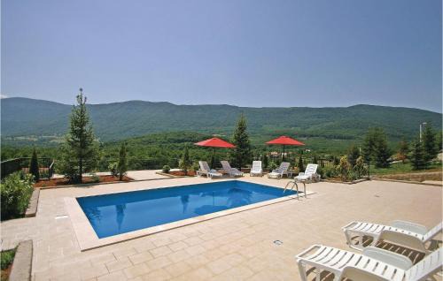Crni Kal House | 6 Bedroom Amazing Home In Crni Kal