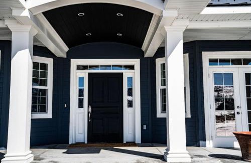 Driggs House | 6 Bedroom and Bonus Room Horseshoe Lane