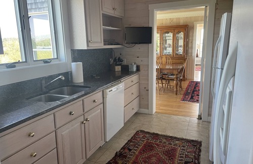 Lubec House | 6 Bedroom Beach house in Lubec - 5th night free!