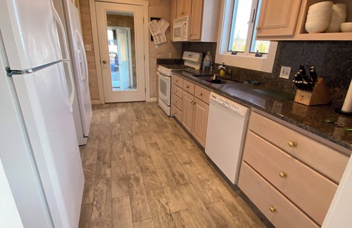 Lubec House | 6 Bedroom Beach house in Lubec - 5th night free!