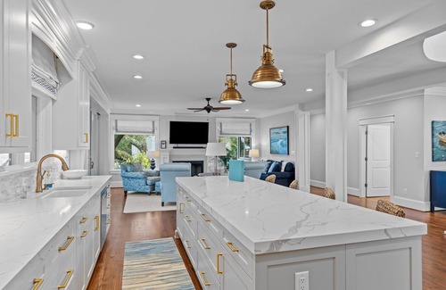The Black Cat House | 6 Bedroom Beaufort Waterfront Paradise! On the water with dock and 2 boat lifts!