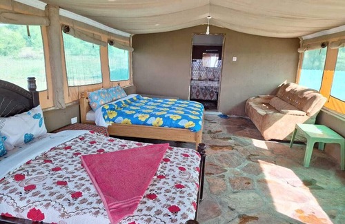 Narok Bed & Breakfast | 6-bedroom bed & breakfast in beautiful Narok County with WiFi