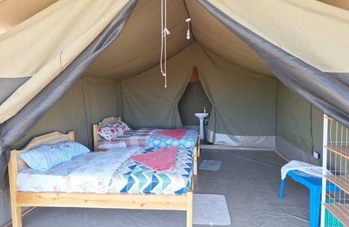 Narok Bed & Breakfast | 6-bedroom bed & breakfast in beautiful Narok County with WiFi