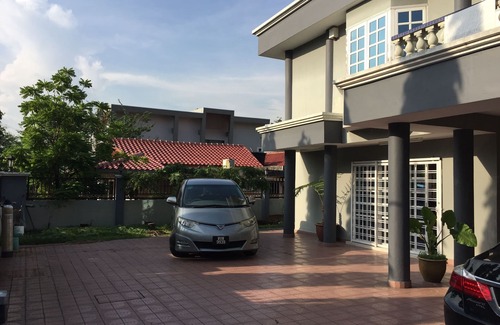 Petaling Jaya House | 6 Bedroom Bungalow Jl 222