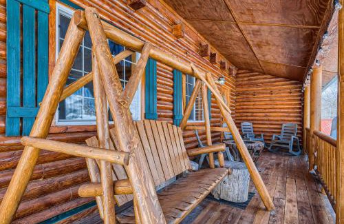 Timber Lakes House | 6 Bedroom Cabin by Xquisite Rentals