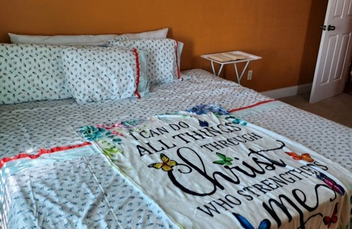 Brandon House | 6 Bedroom Comfortable Atmosphere
