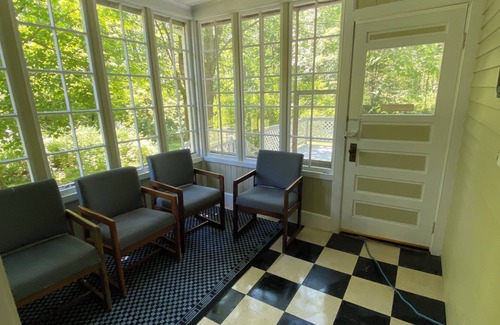 Poland Cottage | 6 Bedroom Cottage at the 500 acre Poland Spring Resort with lots of onsite activities!