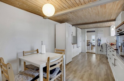 Dannemare House | 6 bedroom cozy home in Dannemare
