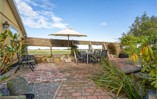 Dannemare House | 6 Bedroom Cozy Home In Dannemare