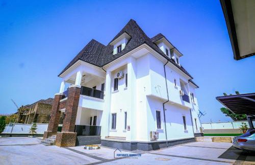 Karsana Apartment | 6 Bedroom Duplex in Gwarinpa