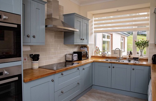 Blairgowrie House | 6-bedroom farmhouse in spectacular rural highland location