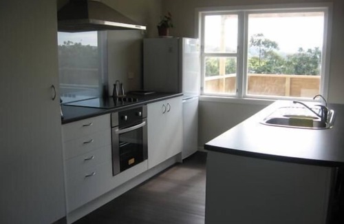 Mangawhai House | 6 Bedroom home with 3 bathrooms, Rural and Private, 1km to local village, cafes