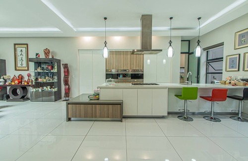 Umhlanga Villa | 6 Bedroom House in Umhlanga