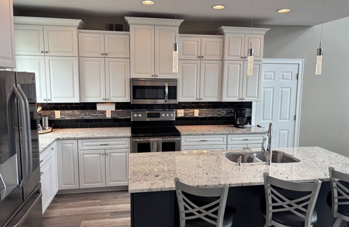 Spirit Lake House | 6-bedroom house on East Okobojiwith AC, WiFi