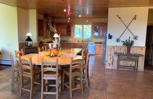 Windham House | 6-bedroom SKI Off Chateau at Windham Mountain Club with WiFi