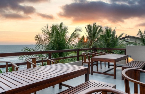 Unawatuna Villa | 6 Bedroom villa in Talpe