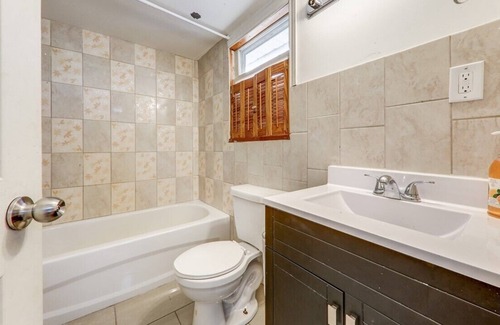 Fenelon Falls Cottage | 6 bedroom waterfront cottages in Fenelon falls ,
