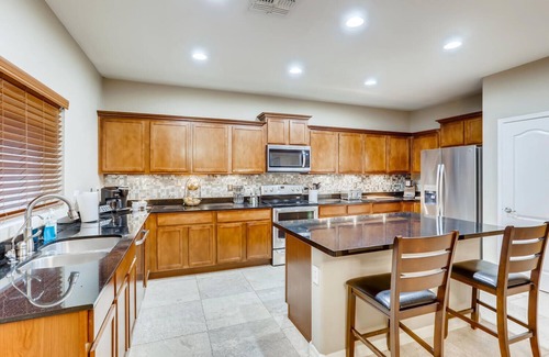 Rio Crossing House | 6 bedroom with heated pool, theatre and game room