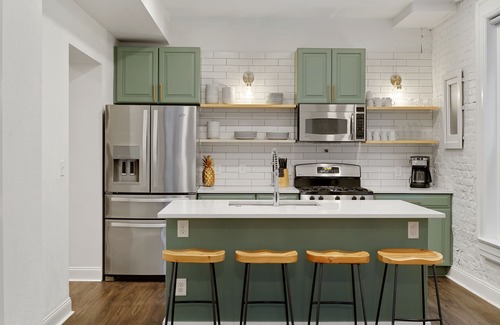 Uptown House | 6 Bedrooms - Stunning Remodel, Heart of Downtown Denver