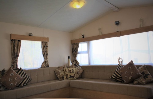 White Cross House | 6 bert caravan fishing/faily site newquay