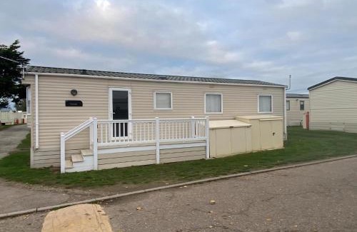 Felixstowe Other | 6 Berth Caravan With Side Decking At Suffolk Sands Holiday Park Ref 45054C