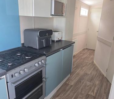 New Quay Resort | 6 Birth Caravan Quay West Sea Views