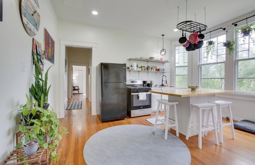 Broadmoor House | 6 Blocks to Freret St Eats & Music: NOLA Home