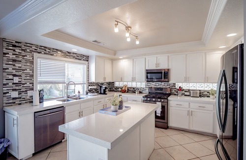 Silverado Ranch House | 6 BR 4bath w/ENTIRE Guest House, Pool & Movie Room- 14 Min from The Strip!