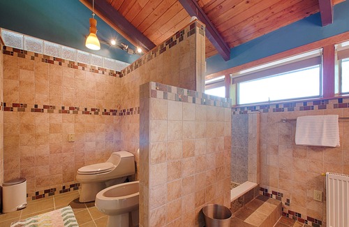 Newfane House | 6 BR Perfect Private Mountaintop Retreat in VT!