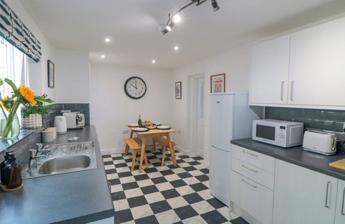 West Cliff Cottage | 6 Clarence Place