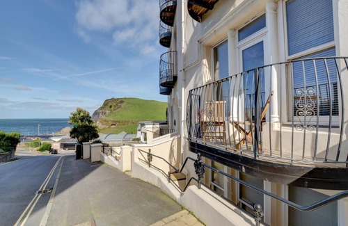 Hele House | 6 Cove View